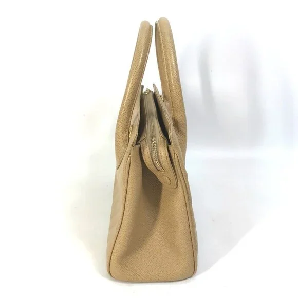 CHANEL Vintage Cream Caviar Leather Tote Bag - Picture 4 of 16